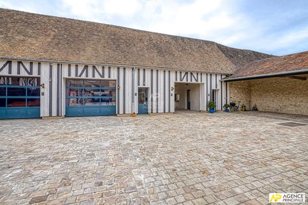 Région de Houdan - Ancienne ferme du XVIIIè siècle, un domaine de caractère aux portes de Paris ! 1 150 000 € **  - Référence  28190