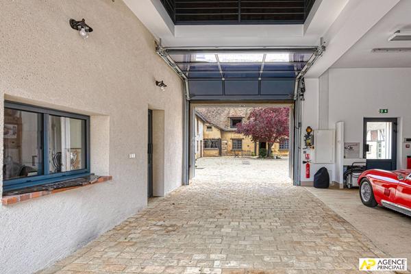 Région de Houdan - Ancienne ferme du XVIIIè siècle, un domaine de caractère aux portes de Paris ! 1 150 000 € **  - Référence  28190