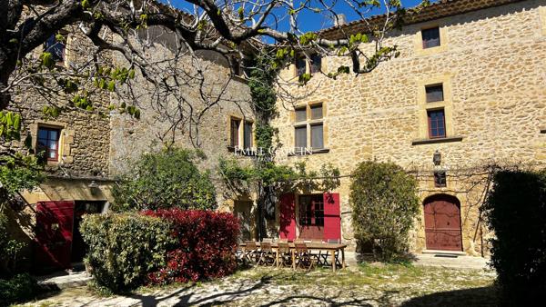 A vendre - Bastide provençale du XVIIe siècle - Sud Luberon