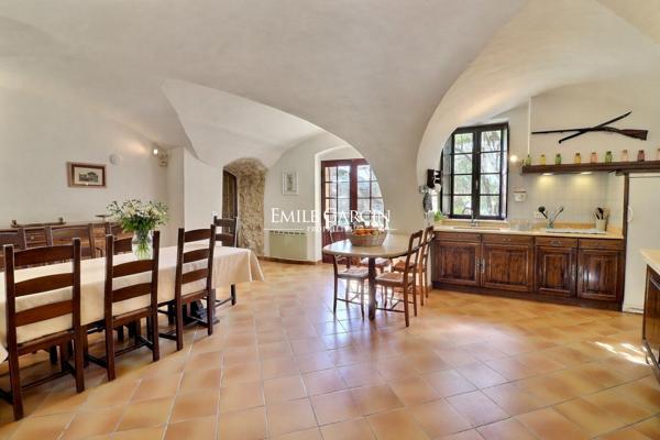 A vendre - Bastide provençale du XVIIe siècle - Sud Luberon