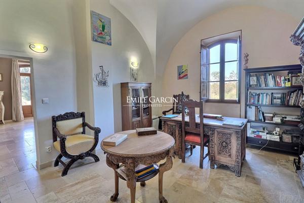 A vendre - Bastide provençale du XVIIe siècle - Sud Luberon