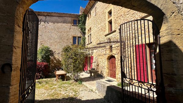 A vendre - Bastide provençale du XVIIe siècle - Sud Luberon