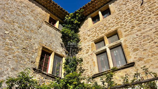 A vendre - Bastide provençale du XVIIe siècle - Sud Luberon