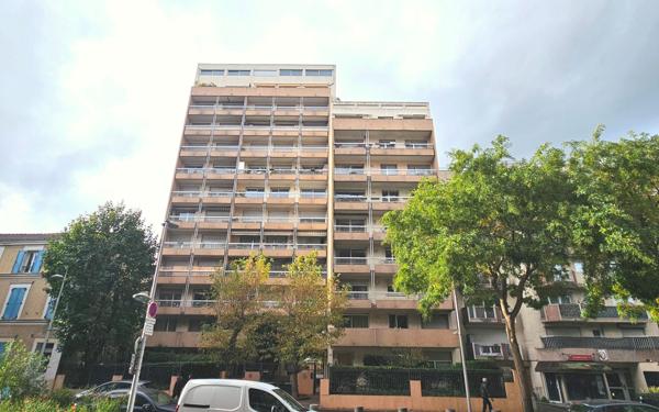 Appartement à louer    1 pièce • 32 m2 Épinay-sur-Seine