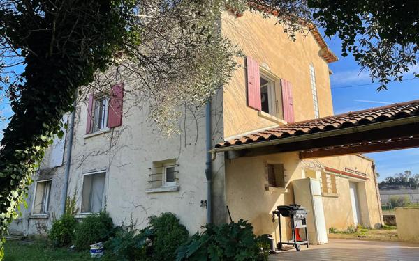 Maison à vendre    7 pièces •  Savasse