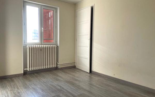 Maison à vendre    7 pièces •  Savasse