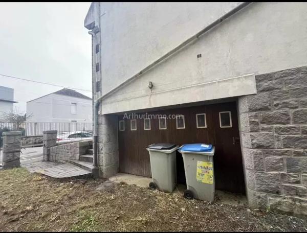 Vente Maison 8 pièces 171 m2 à Guingamp