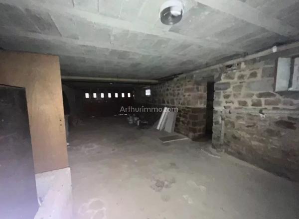 Vente Maison 8 pièces 171 m2 à Guingamp