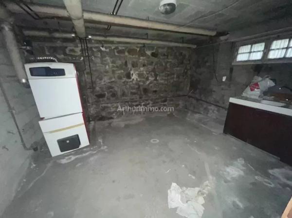 Vente Maison 8 pièces 171 m2 à Guingamp