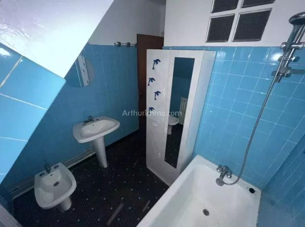 Vente Maison 8 pièces 171 m2 à Guingamp