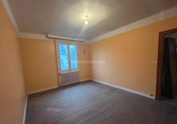 Vente Maison 8 pièces 171 m2 à Guingamp