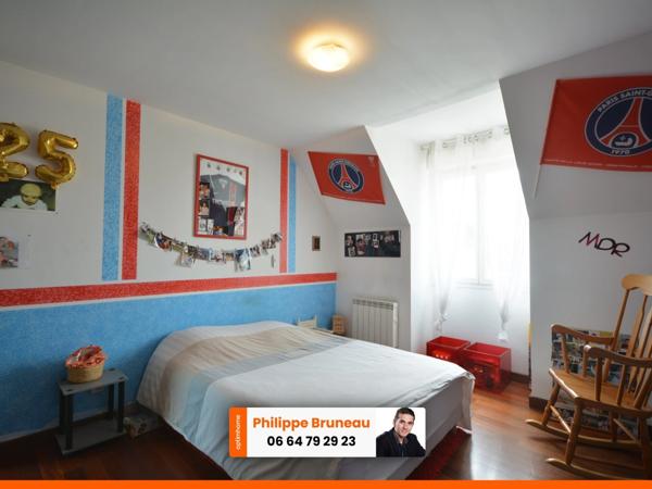 Évasion de Rêve : Maison de Standing avec sa piscine dans la Belle Zone Pavillonnaire de Freneuse