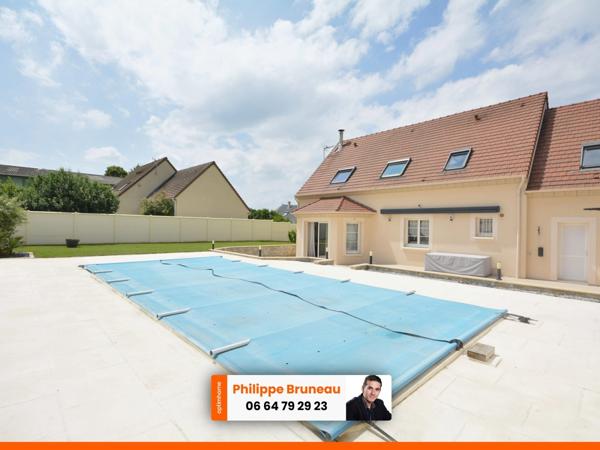 Évasion de Rêve : Maison de Standing avec sa piscine dans la Belle Zone Pavillonnaire de Freneuse