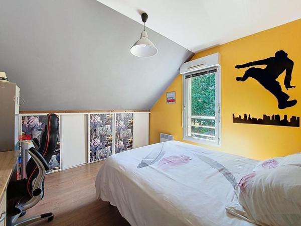 GUIDEL : Maison contemporaine non mitoyenne avec vie de plain-pied