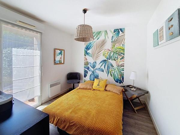 GUIDEL : Maison contemporaine non mitoyenne avec vie de plain-pied
