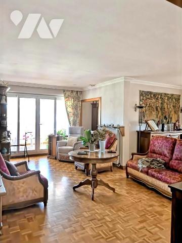 Appartement de 106 m² sur la commune de LONS-LE-SAUNIER.