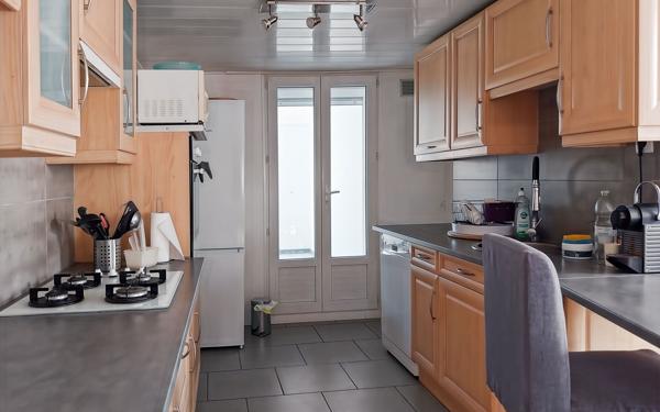 Maison à vendre    4 pièces •  Marseillan