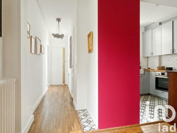 Appartement 3 pièces de 68 m² à Paris (75015)