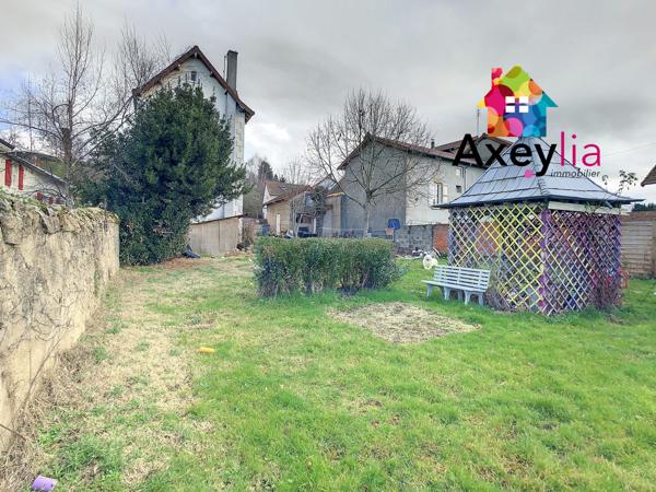 Pouilly-sous-Charlieu (42720) A VENDRE - SECTEUR POUILLY-SOUS-CHARLIEU- MAISON 5 CHAMBRES, TERRAIN 838M² ET GARAGE