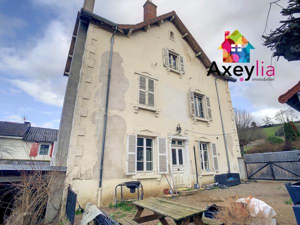 Pouilly-sous-Charlieu (42720) A VENDRE - SECTEUR POUILLY-SOUS-CHARLIEU- MAISON 5 CHAMBRES, TERRAIN 838M² ET GARAGE