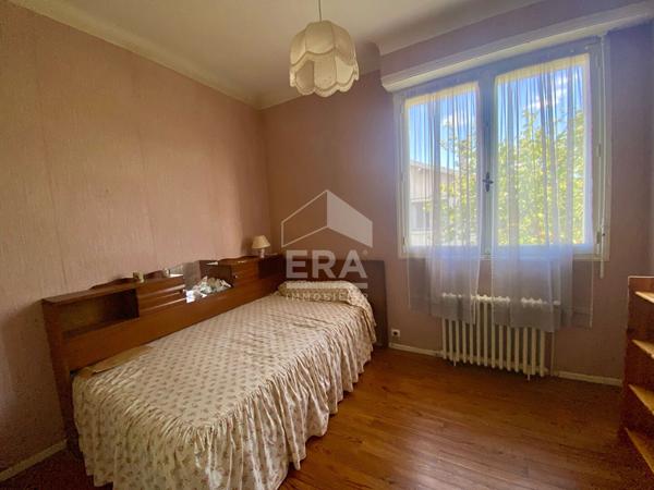 PAU : Maison d'architecte de 124.25m², 7 pièces au calme