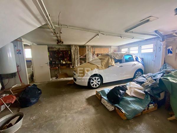 PAU : Maison d'architecte de 124.25m², 7 pièces au calme