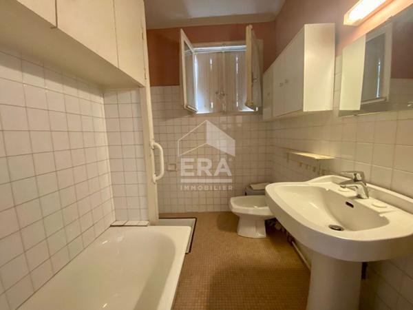 PAU : Maison d'architecte de 124.25m², 7 pièces au calme