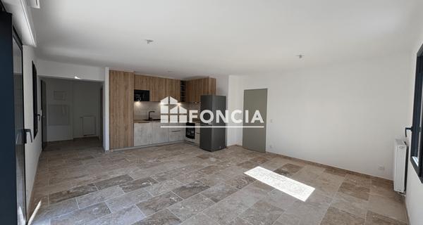 Location Appartement 3 pièces 80.8 m² - Saint-rémy-de-provence 13100