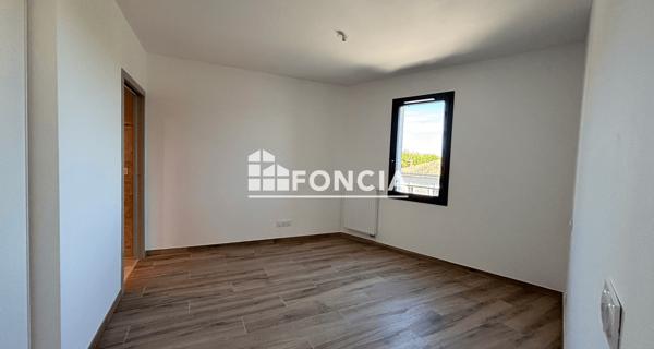 Location Appartement 3 pièces 80.8 m² - Saint-rémy-de-provence 13100