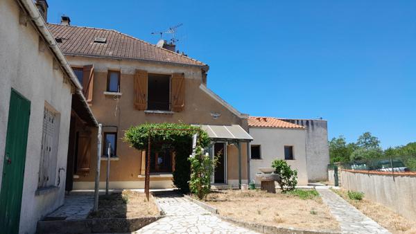 ROCHEFORT - Maison de 75 m²  - 3 chambres - garage - jardin