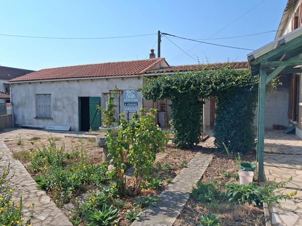 ROCHEFORT - Maison de 75 m²  - 3 chambres - garage - jardin