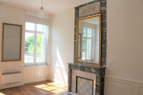 NANCY Place Carnot - T1 de caractère 34 m² - Vue dégagée - Disponible