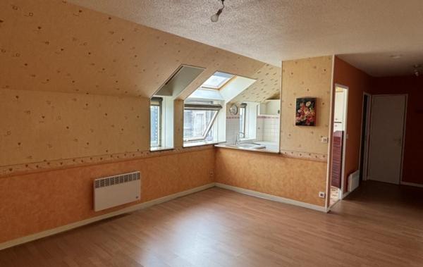 Vente Appartement P1 Avec parking Saint-amand-montrond   