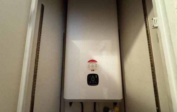 Vente Appartement P1 Avec parking Saint-amand-montrond   