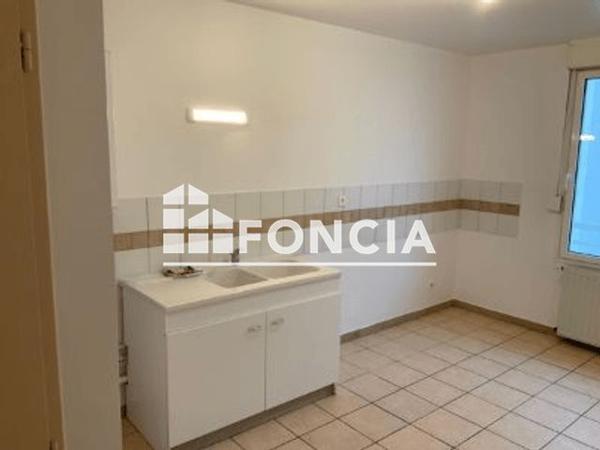 Location Appartement 5 pièces 119 m² - 34 AVENUE GENERAL FRERE Lyon 69008