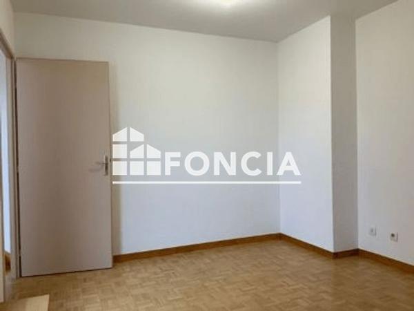 Location Appartement 5 pièces 119 m² - 34 AVENUE GENERAL FRERE Lyon 69008