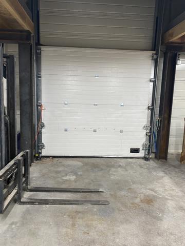 Local D’activité 250m² – Beaucouze