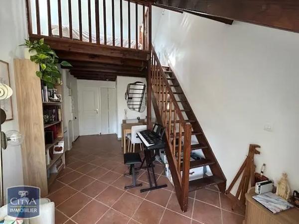 Appartement à louer 1 pièce 23.28m² Épernon (28230)