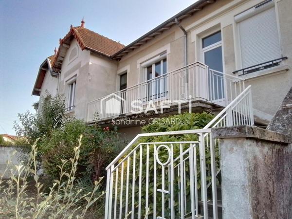 Maison a fort potentiel-Profession libérale-Assistante maternelle-Studio étudiant