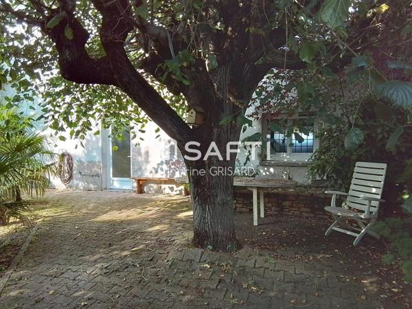 Maison a fort potentiel-Profession libérale-Assistante maternelle-Studio étudiant