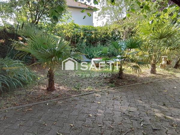 Maison a fort potentiel-Profession libérale-Assistante maternelle-Studio étudiant