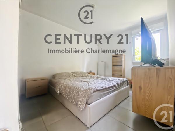 Appartement T2 à vendre  2 pièces - 47,27 m 2   MARSEILLE  - 13010