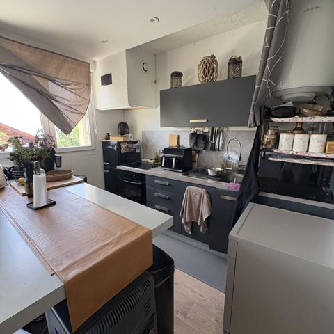Appartement
         2 pièces
        - 35 m² Exclusivité 110 000 € *