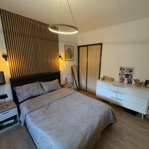 Appartement
         2 pièces
        - 35 m² Exclusivité 110 000 € *
