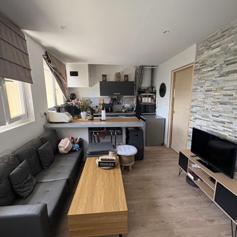 Appartement
         2 pièces
        - 35 m² Exclusivité 110 000 € *