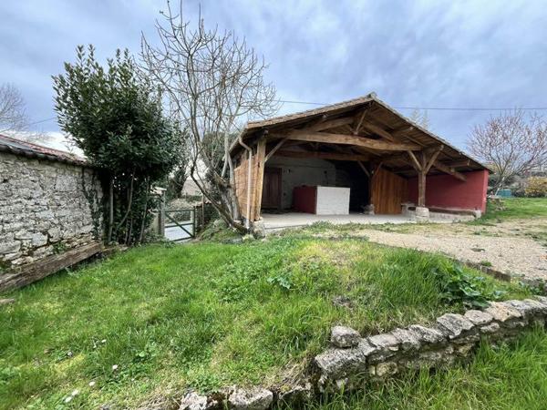Maison à vendre |  Celles-sur-Belle |  3 pièces | 184 m²