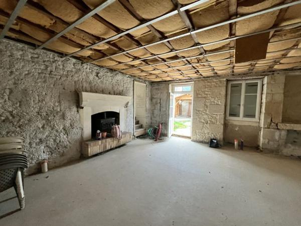 Maison à vendre |  Celles-sur-Belle |  3 pièces | 184 m²