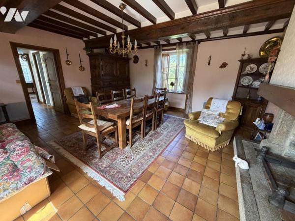 Très belle maison en pierre avec dépendances sur 1ha59 de terre libre.
