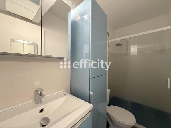 Appartement
         2 pièces
        - 40 m² Exclusivité 160 000 € *