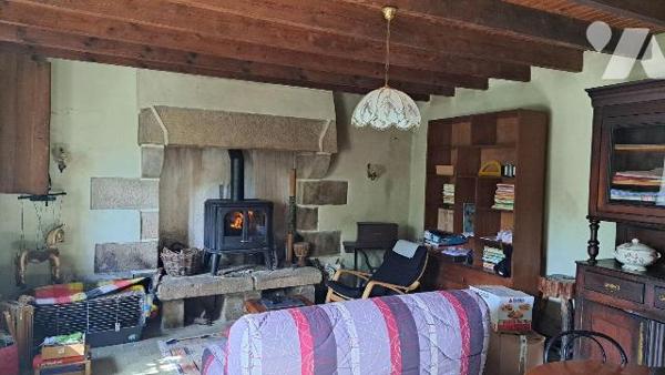 Charmante propriété bâtie   située à BOTSORHEL (29650), et composée d'un ancien corps de ferme ...